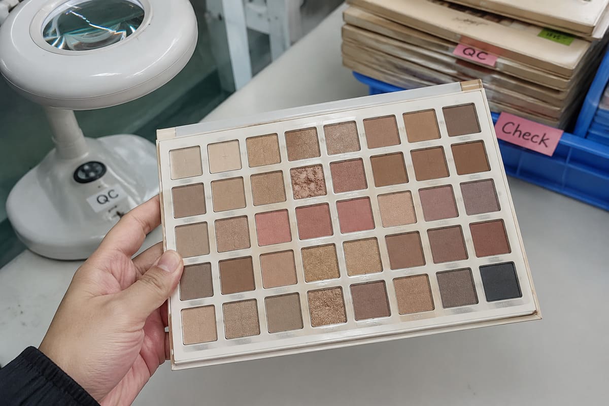 Multi-pan eyeshadow palette transport risk best eyeshadow palette with all colors transport and quality control risks