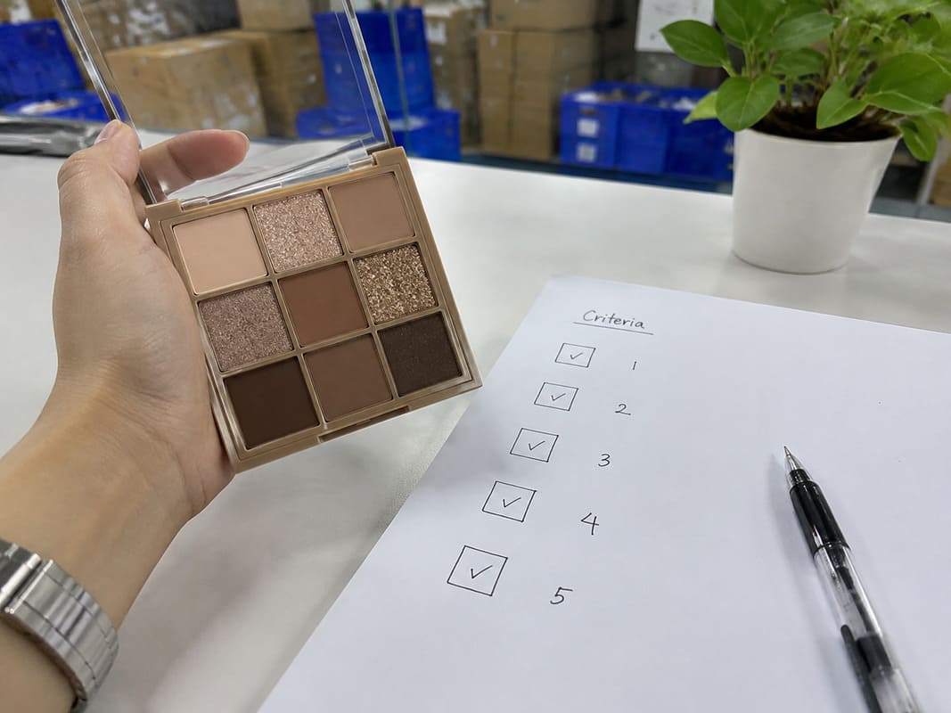 best eyeshadow palette to buy for first-time wholesale buyers